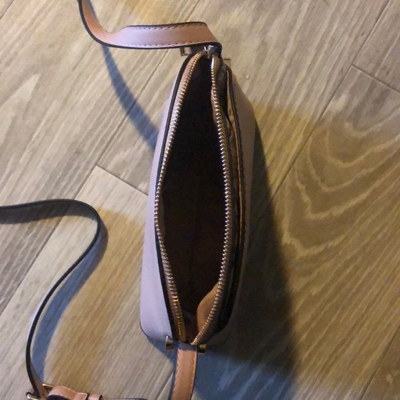 Pink over the shoulder purse - Picture 2 of 3